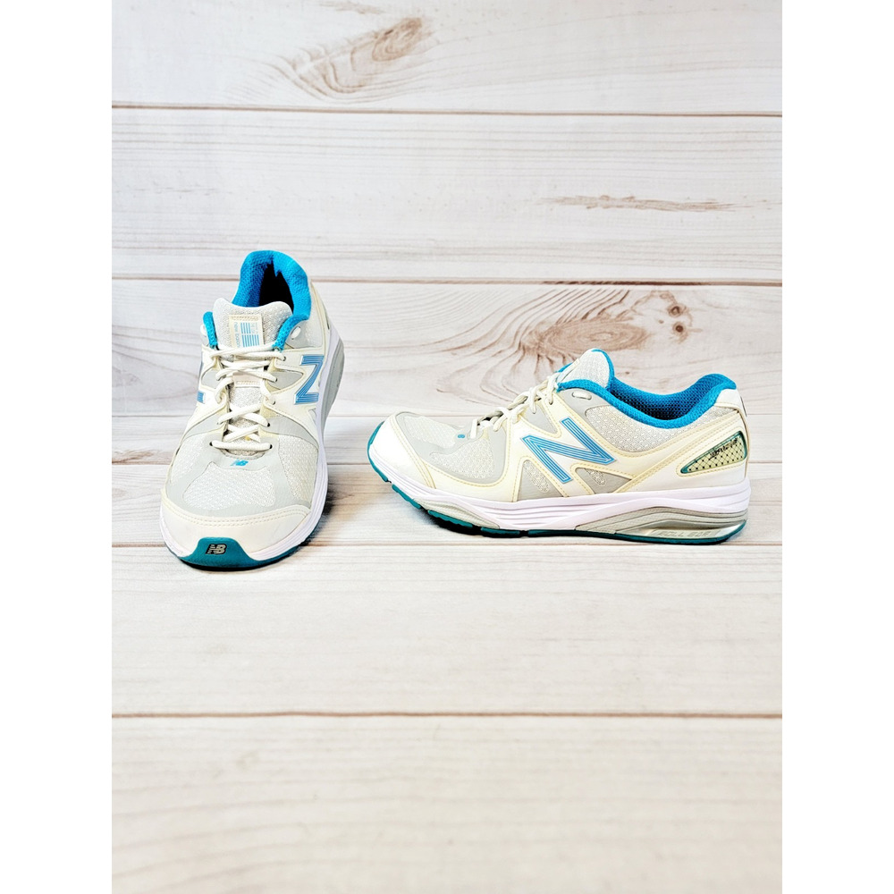 New Balance Womens Shoes 1540 V2 Size 9.5 Sneaker Athletic